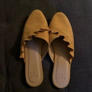 Adorable mustard ruffle flats